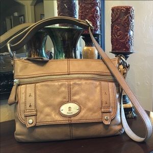 FOSSIL taupe leather crossbody